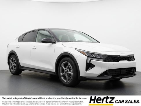 Used 2025 Kia K4 FWD image 1