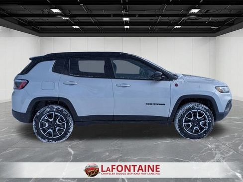 New 2026 Jeep Compass Trailhawk w/ Sun, Sound & Navigation Group image 6