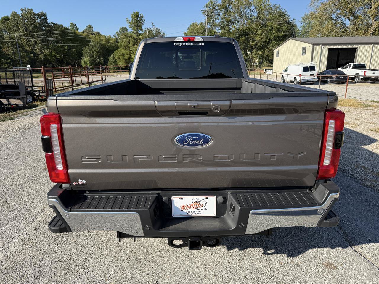 Used 2023 Ford F350 Lariat w/ Lariat Ultimate Package AWD/4WD image 4