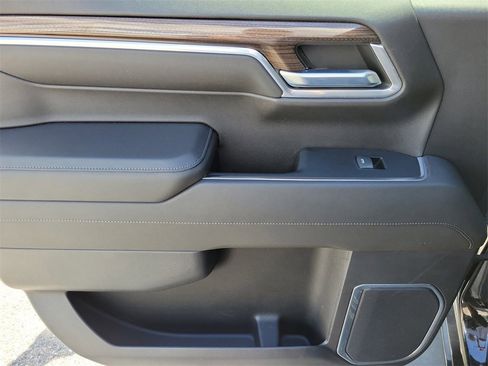 Used 2022 Chevrolet Silverado 1500 LT image 18