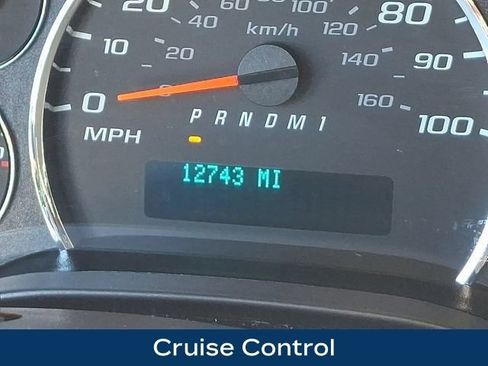 Used 2025 GMC Savana 2500 w/ Driver Convenience Package RWD image 7