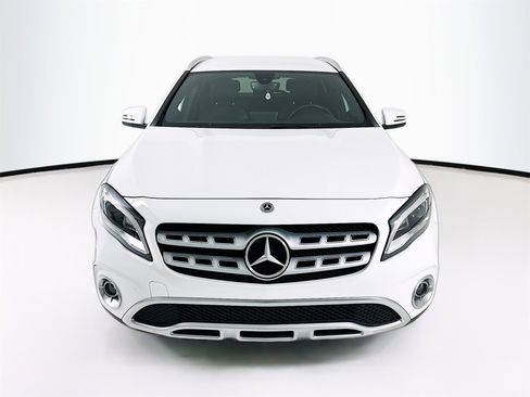 Used 2020 Mercedes-Benz GLA 250 4MATIC image 2