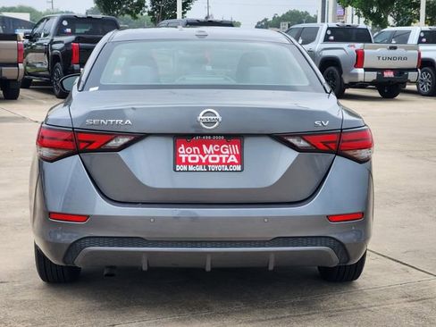 Used 2021 Nissan Sentra SV FWD image 6