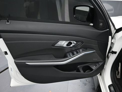 Used 2023 BMW M3 Competition AWD/4WD image 11