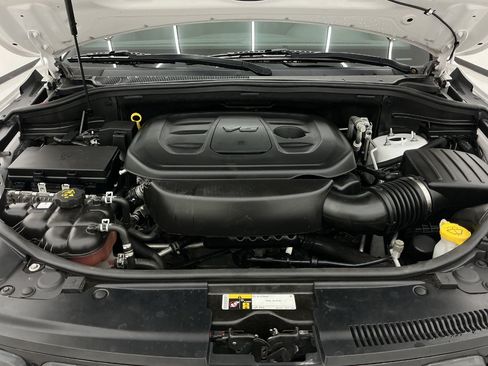 Used 2019 Jeep Grand Cherokee Laredo AWD/4WD image 42