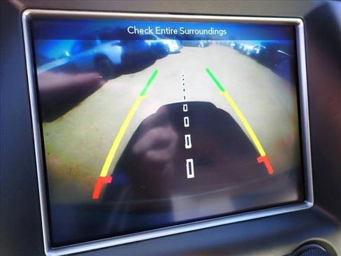 Used 2018 Jeep Grand Cherokee Limited w/ Luxury Group II image 25