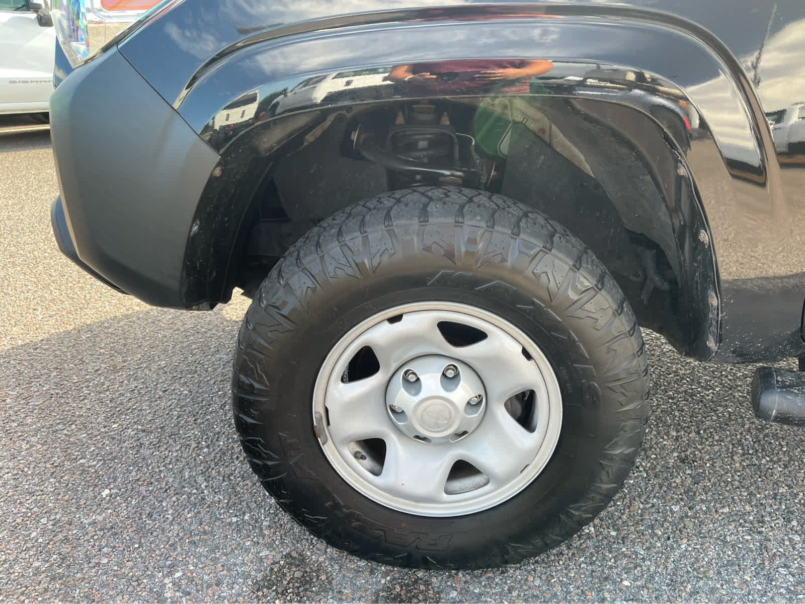 Used 2021 Toyota Tacoma SR AWD/4WD image 23