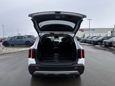 Used 2023 Kia Sorento SX Prestige image 22