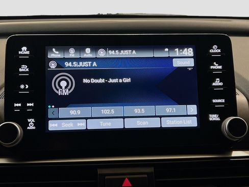 Used 2020 Honda Accord Sport image 9