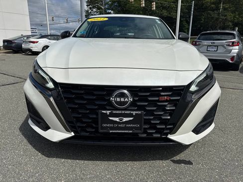 Used 2023 Nissan Altima 2.5 SR w/ SR Premium Package AWD/4WD image 11