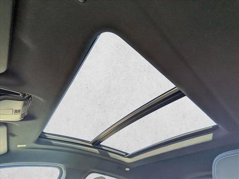 Used 2025 BMW X4 xDrive30i image 15