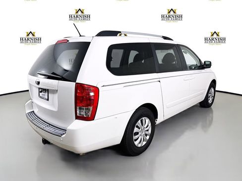Used 2014 Kia Sedona LX FWD image 7