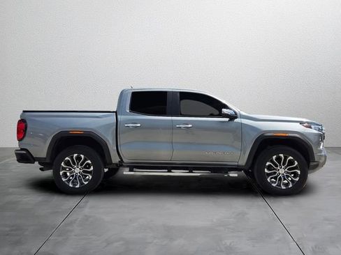 Used 2024 GMC Canyon Denali AWD/4WD image 5