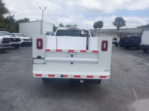 Used 2022 GMC Sierra 2500 Pro w/ Fleet Convenience Package AWD/4WD image 9