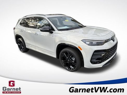 New 2026 Volkswagen Tiguan SE R-Line image 7