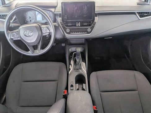 Used 2025 Toyota Corolla LE image 15