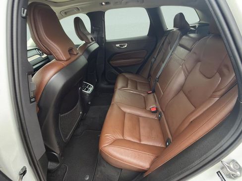 Used 2020 Volvo XC60 T6 Inscription image 15