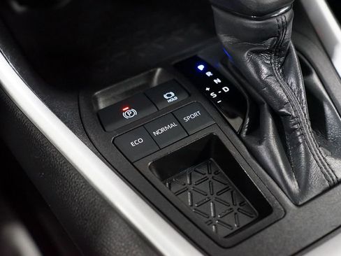 Certified 2024 Toyota RAV4 LE image 22