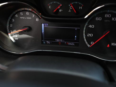 Used 2017 Chevrolet Cruze Premier FWD image 29
