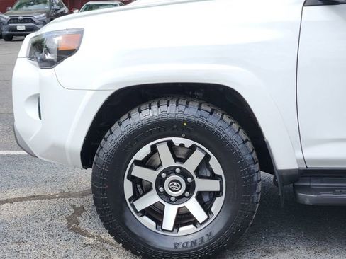 Certified 2024 Toyota 4Runner TRD Off-Road Premium image 7