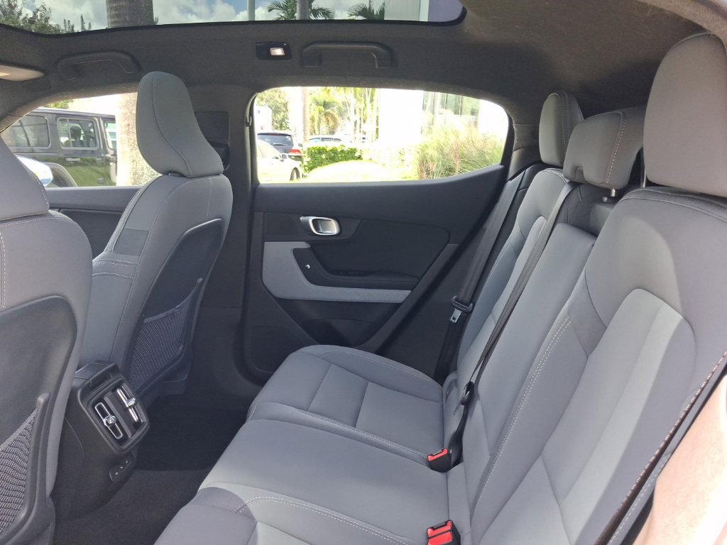 Used 2024 Polestar Polestar 2 AWD/4WD image 8