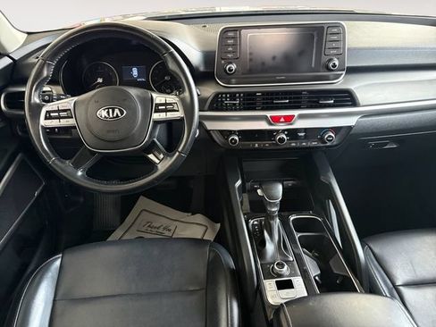 Used 2020 Kia Telluride LX AWD/4WD image 8