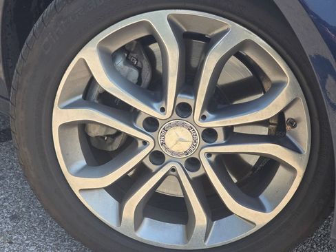Used 2015 Mercedes-Benz C 300 4MATIC Sedan image 8