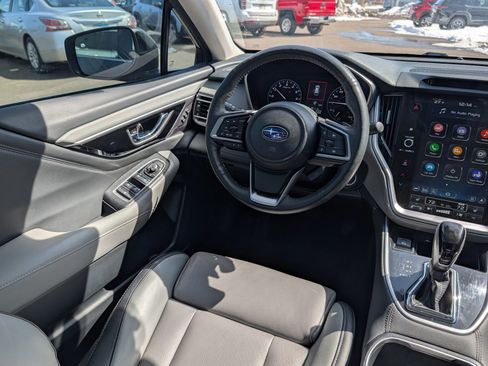 Used 2024 Subaru Outback Limited image 9