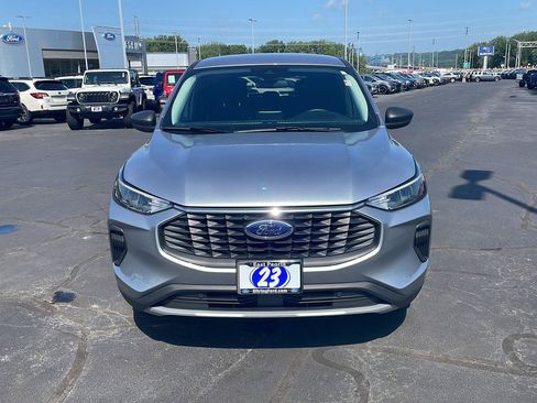 Used 2023 Ford Escape Active AWD/4WD image 8