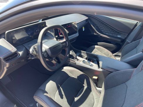 New 2026 Dodge Charger R/T w/ Performance Handling Group AWD/4WD image 9