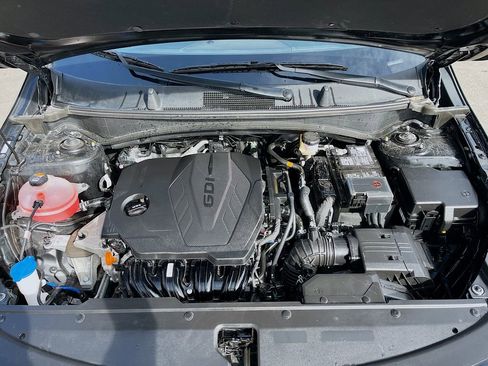 Used 2025 Kia Sportage X-Line w/ Premium Package image 31