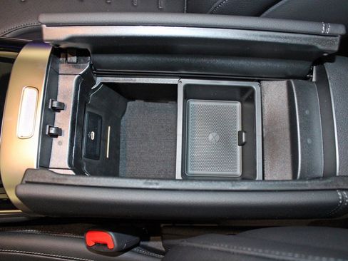 Used 2026 Mercedes-Benz GLC 350e 4MATIC image 26