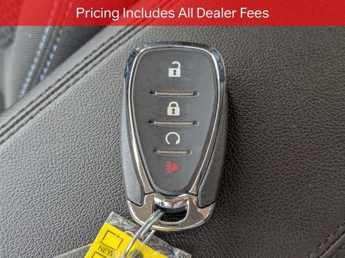 Used 2023 Chevrolet Bolt EUV LT FWD image 29