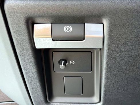 New 2026 Land Rover Defender 110 S AWD/4WD image 30