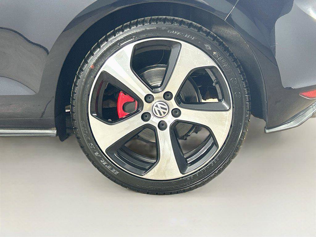 Used 2015 Volkswagen GTI S FWD image 29