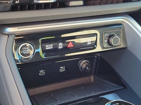 Certified 2025 Audi Q5 2.0T Premium w/ Convenience Package image 26