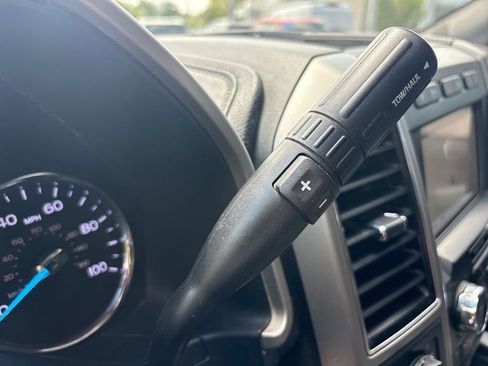 Used 2019 Ford F250 Lariat w/ Lariat Ultimate Package AWD/4WD image 28