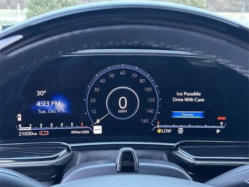 Used 2023 Cadillac Escalade Sport w/ LPO, ONYX Package image 7