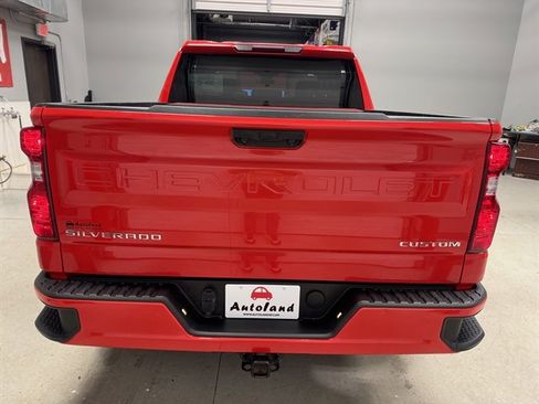 Used 2023 Chevrolet Silverado 1500 Custom image 6