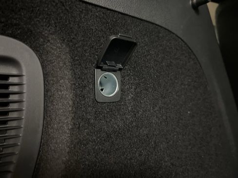 Used 2026 Lincoln Corsair Premiere image 37