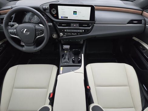 New 2025 Lexus ES 350 w/ Premium Package image 19
