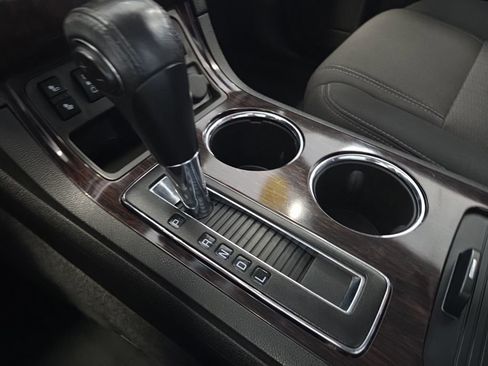 Used 2017 Chevrolet Traverse LT w/ Style and Technology Package image 41