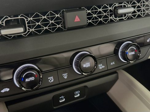 New 2025 Honda Accord SE image 16