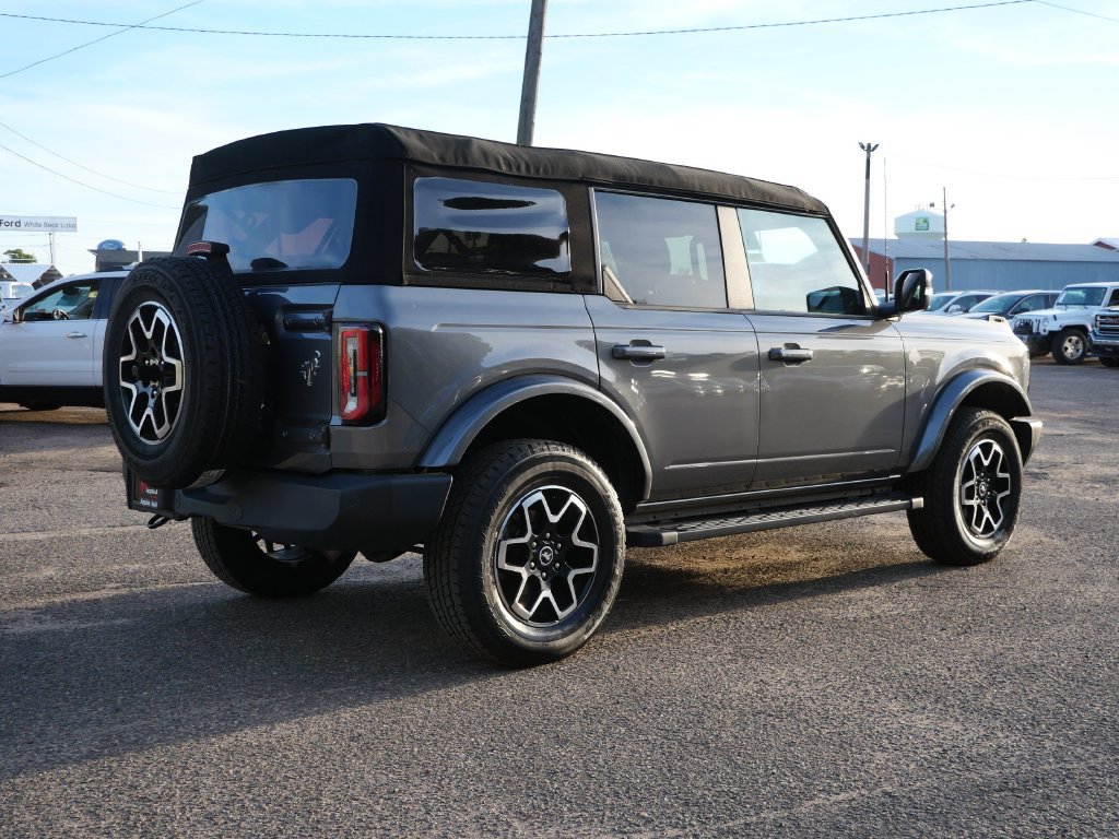 Used 2023 Ford Bronco Outer Banks AWD/4WD image 6