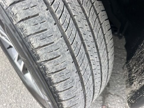 Used 2024 Honda Pilot EX-L image 33