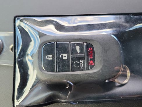 Used 2026 Honda HR-V Sport image 33