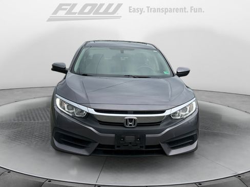 Used 2017 Honda Civic EX image 3
