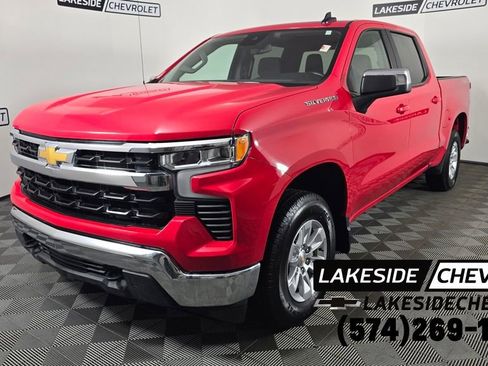 Used 2025 Chevrolet Silverado 1500 LT image 1