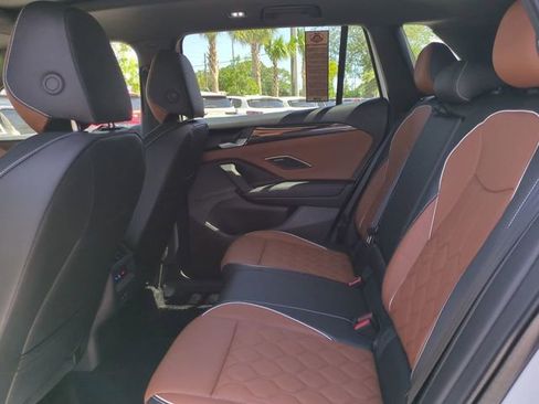 Used 2026 Volkswagen Tiguan SEL R-Line image 15