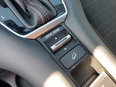 Used 2024 Honda HR-V Sport image 29